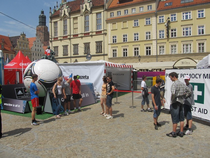Strefa kibica: Znamy już wrocławskiego mistrza w żonglowaniu piłką (GALERIA)