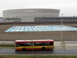 Wrocław: Zakrywają dziurę przy stadionie (ZOBACZ)
