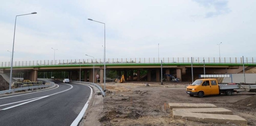 Poznań: Nowy wiadukt w Antoninku gotowy [ZDJĘCIA]