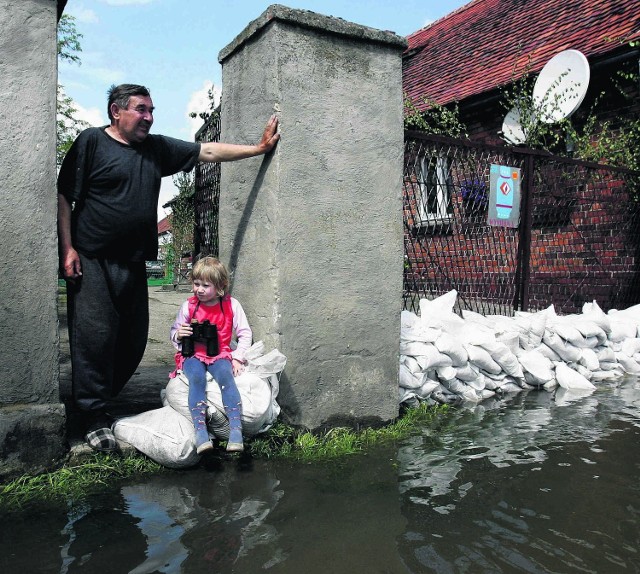 Wakacje z dala od zalanych domów to marzenie wielu dzieci
