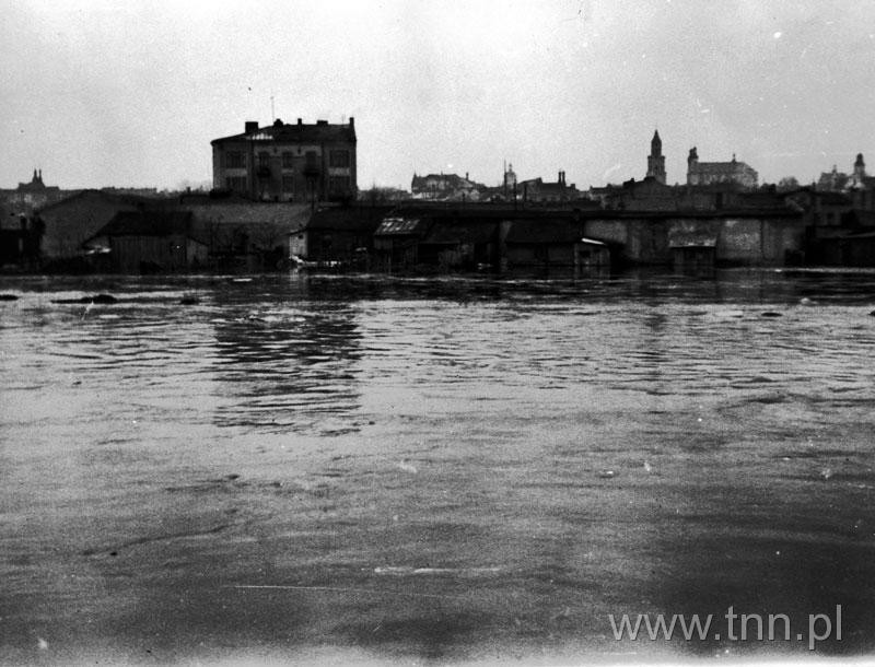 Ulica Boczna Rusałka w czasie powodzi w Lublinie w 1947...
