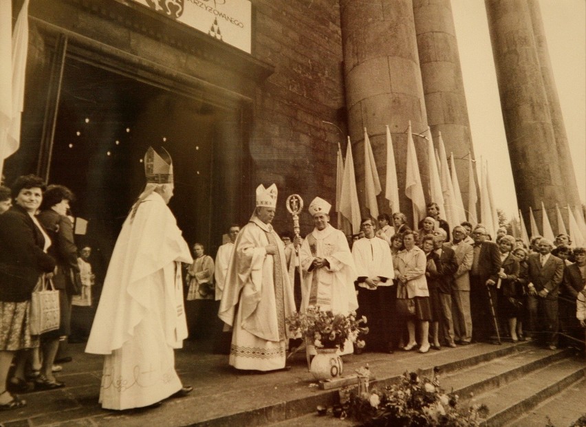 Abp Damian Zimoń odchodzi na emeryturę [ZDJĘCIA]