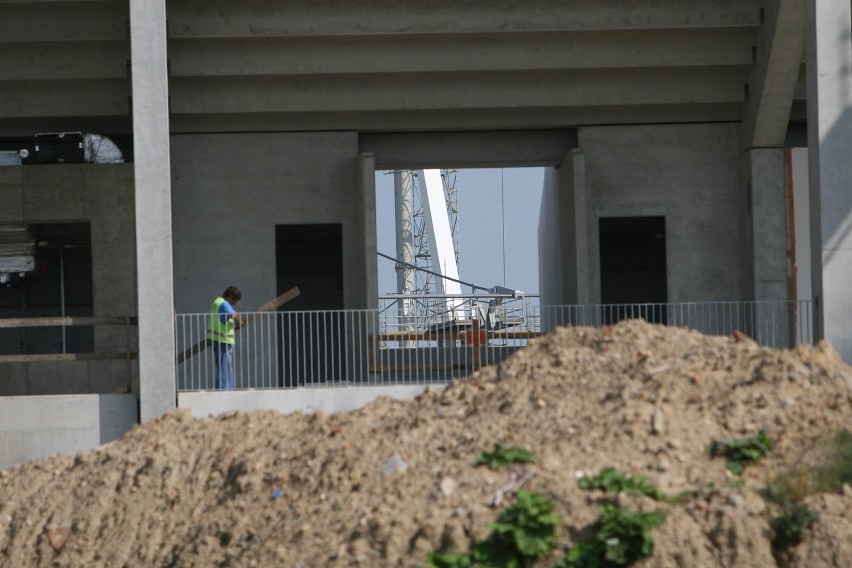 Na Stadionie Śląskim konstruktorzy popuszczają [ZDJĘCIA]