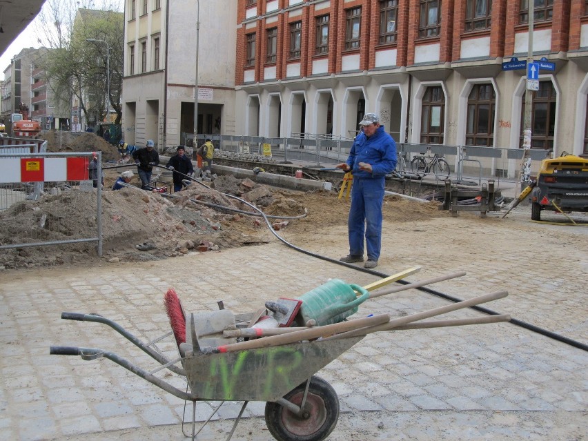 Centrum Wrocławia rozkopane. Czy zdążą do Euro? (ZDJĘCIA)