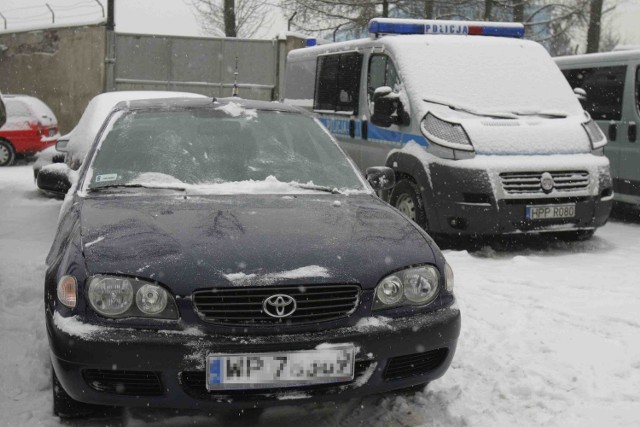 Toyota trafiła na policyjny parking