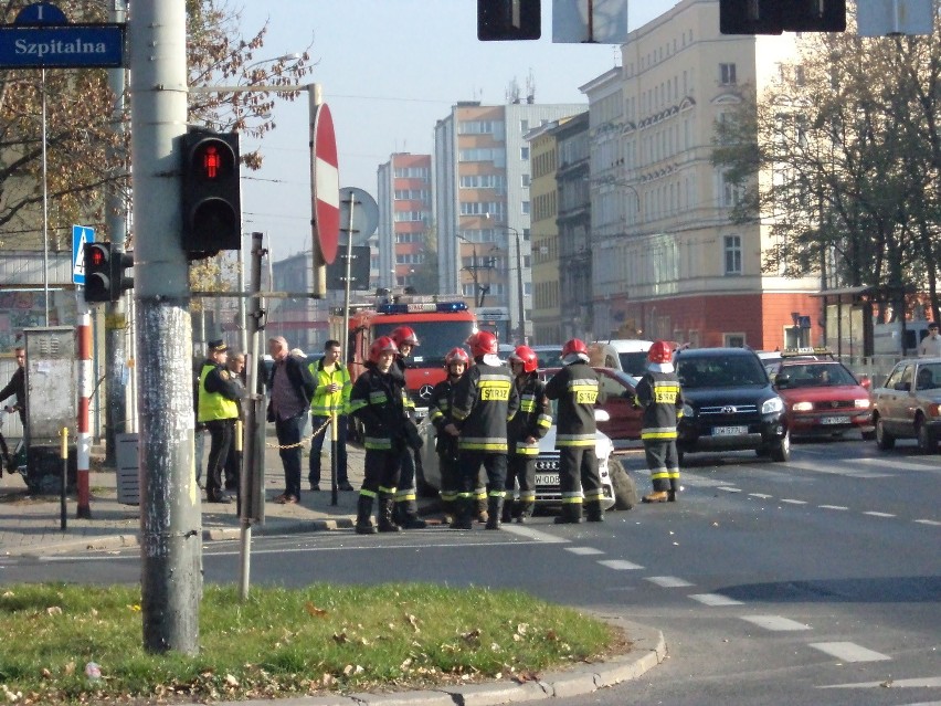 Wrocław: Zderzenie trzech aut na ul. Grabiszyńskiej (ZDJĘCIA)