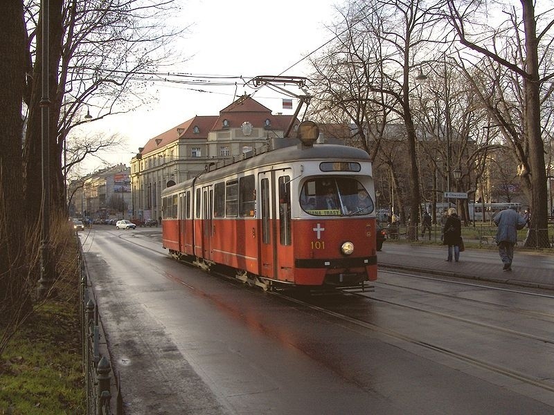 Nowe stare tramwaje na śląskich torach. Tym razem z Wiednia [FILM, ZDJĘCIA]