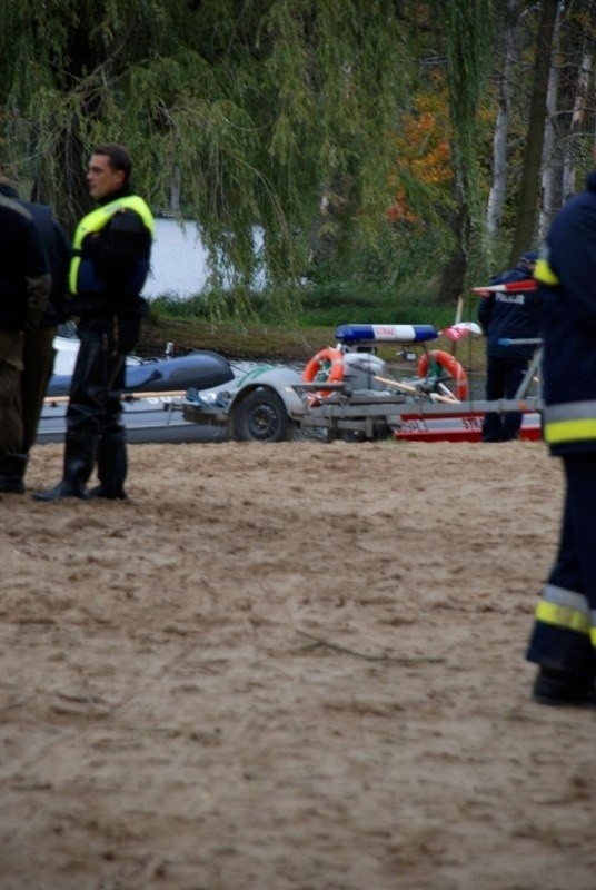 Akcja poszukiwania ciał w Jeziorze Kwileckim.