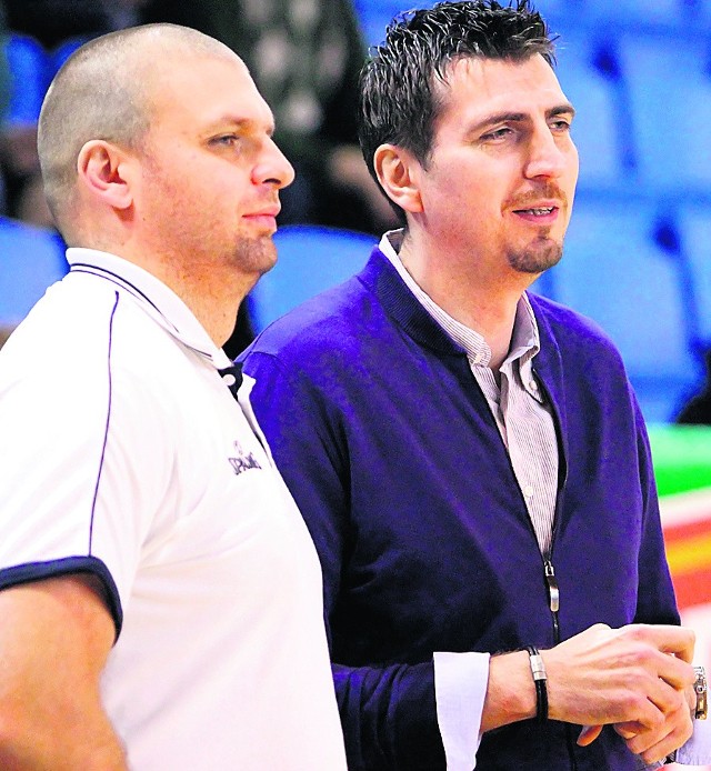 Prezes Startu S.A. Arkadiusz Pelczar (z lewej) z trenerem Dominikiem Derwiszem
