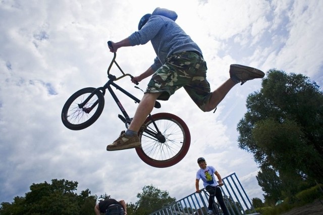 Skatepark ma służyć rolkarzom, deskarzom, a także rowerzystom