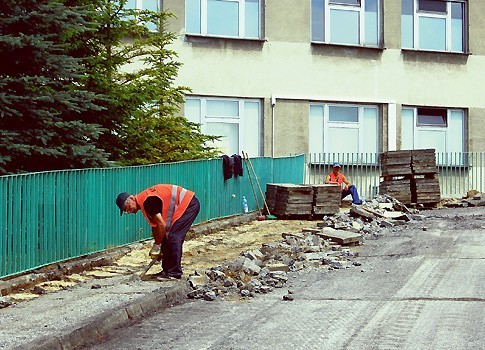 Remont utrudni życie nie tylko kierowcom pogotowia, ale też pacjentom i ich rodzinom