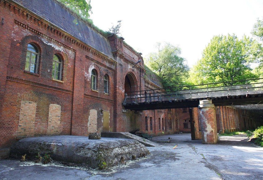 Poznań: Przewodnicy pokażą tajemniczy Fort III [ZDJĘCIA]