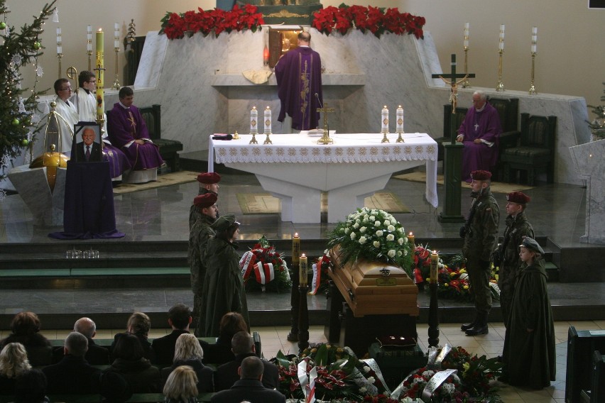Pogrzeb senatora Antoniego Motyczki [ZDJĘCIA]
