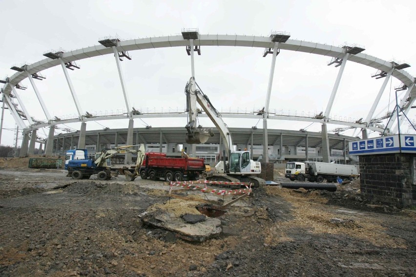 Jak się ma Stadion Śląski po awarii? Budują go dalej, a co! [ZDJĘCIA]