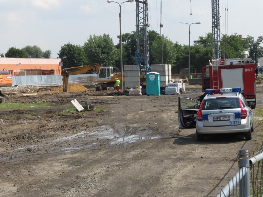 Wrocław: 120 osób ewakuowanych z WORD-u i pogotowia przy ul. Ziębickiej (ZDJĘCIA)