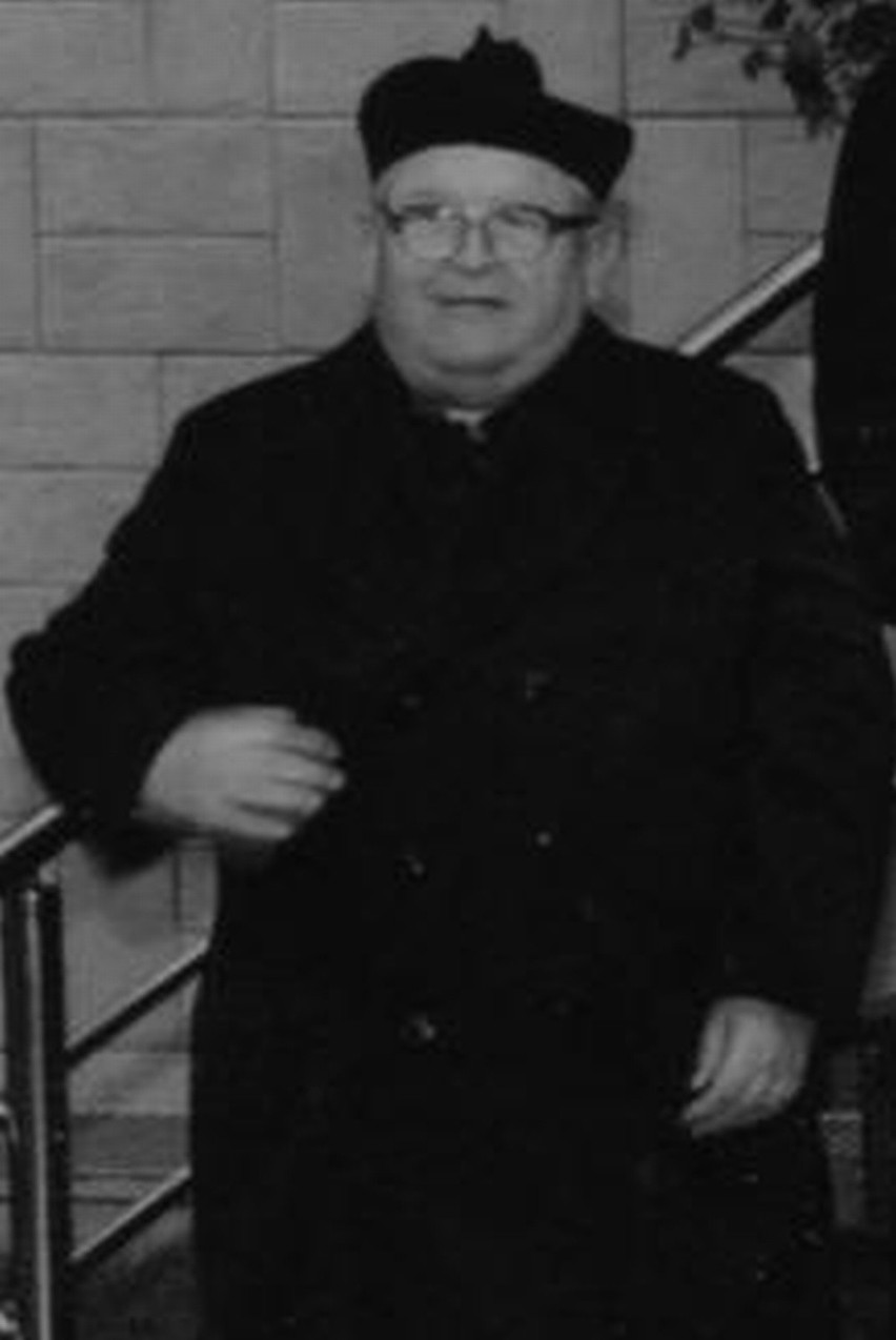 ks. Bronisław Sobkowiak...