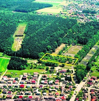 Powojskowe tereny, na których powstaną mieszkania, leżą we wschodniej części Ostrowa