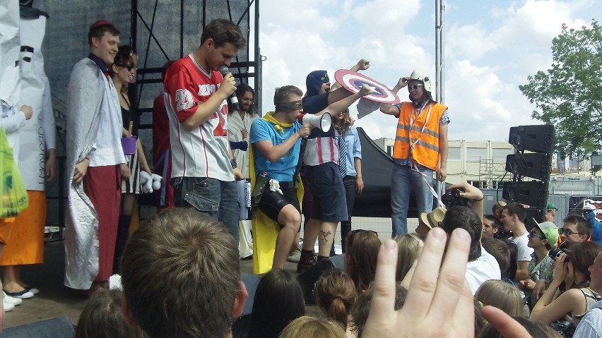 Juwenalia Śląskie 2012: Tłum studentów w Katowicach [WIĘCEJ ZDJĘĆ]