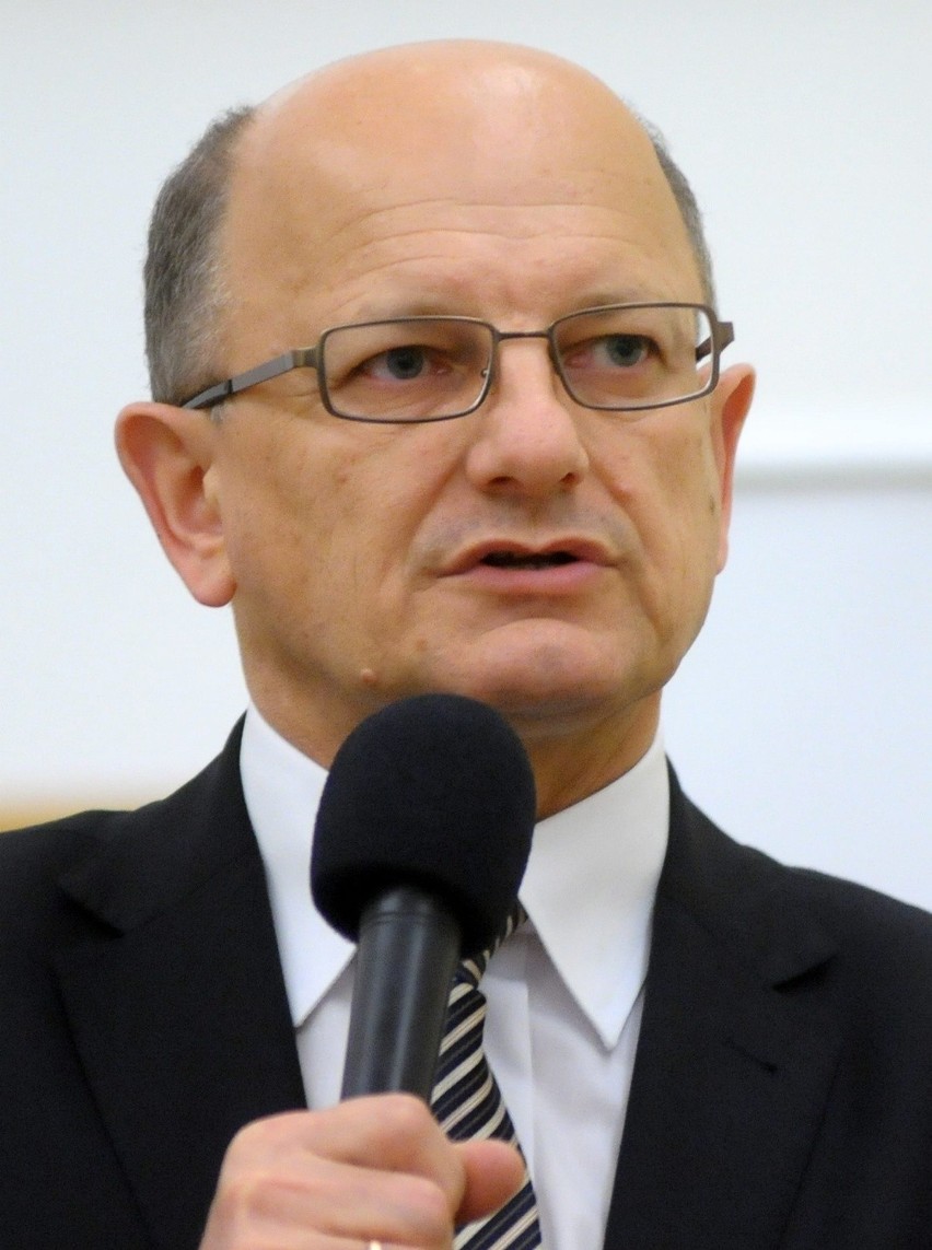 Pierwsze sondaże wyborcze - prowadzi Krzysztof Żuk