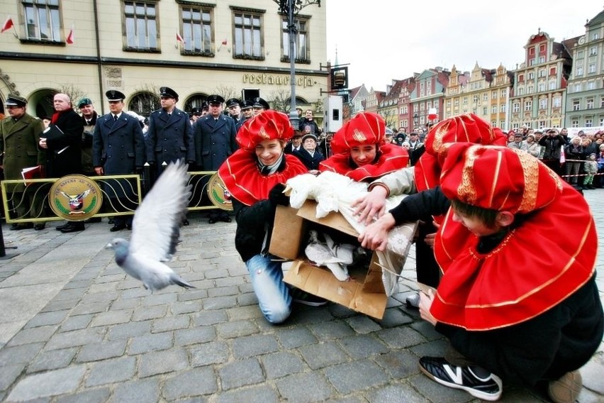 11 listopada Wrocław świętował i manifestował (ZDJĘCIA)