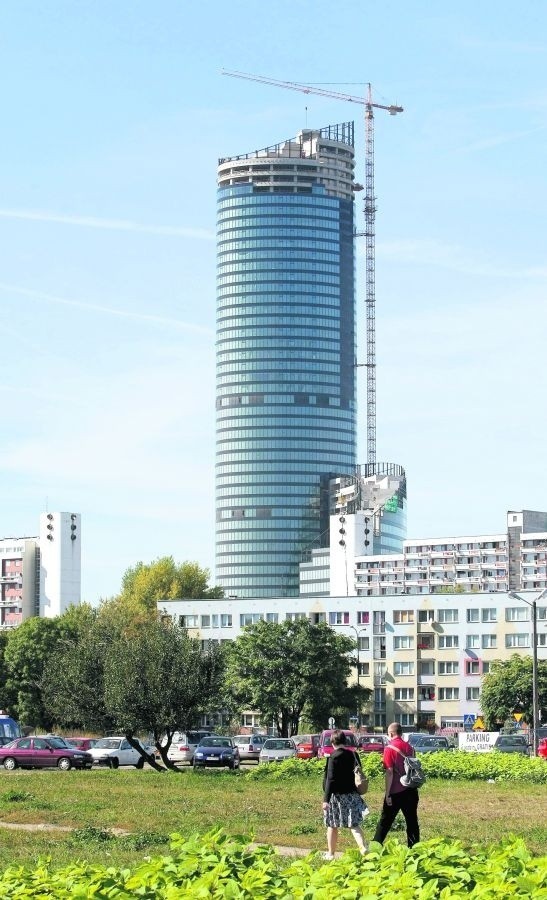 Sky Tower przechylony? Nic z tych rzeczy. To tylko złudzenie