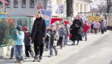 Poznań: Przedszkolaki namawiały dorosłych do rzucenia palenia