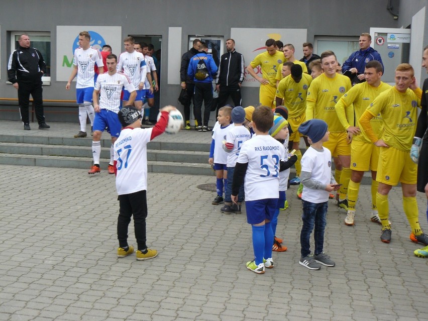 RKS Radomsko - Broń Radom 1:1. Pierwszy remis Radomsku w...