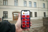 Gmina Olkusz uruchomiła własną aplikację mobilną dla mieszkańców. Skorzystać mogą zarówno posiadacze Androida jak i iOS. Zobacz wideo 