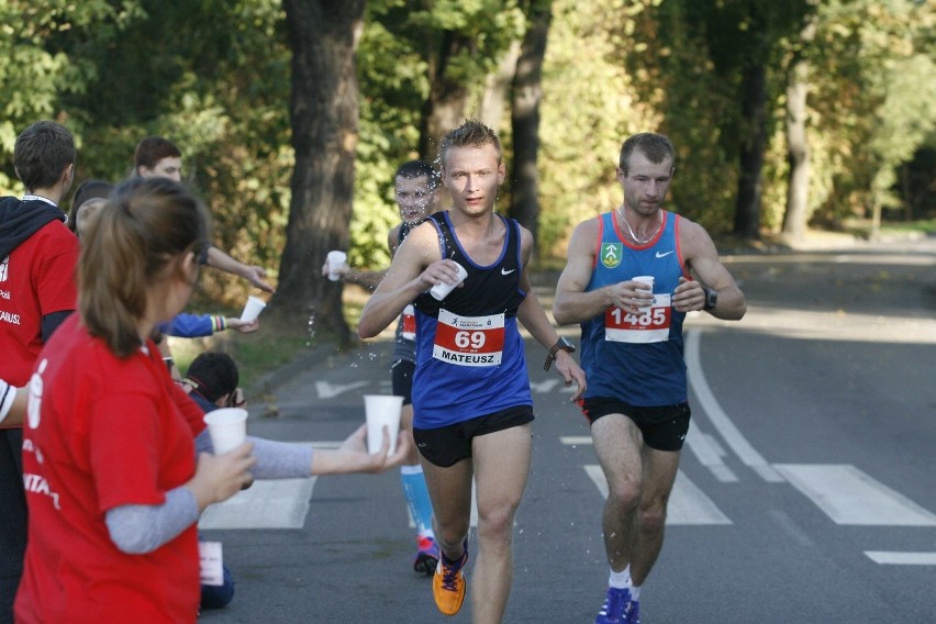 Silesia Marathon 2015: Pobiegli ulicami Katowic, Siemianowic Śląskich i Mysłowic [WYNIKI, ZDJĘCIA]