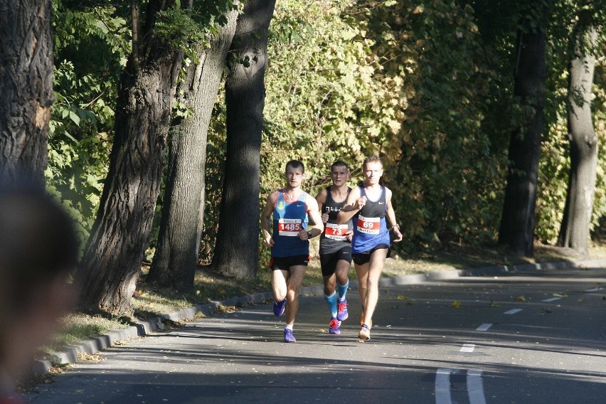 Silesia Marathon 2015: Pobiegli ulicami Katowic, Siemianowic Śląskich i Mysłowic [WYNIKI, ZDJĘCIA]