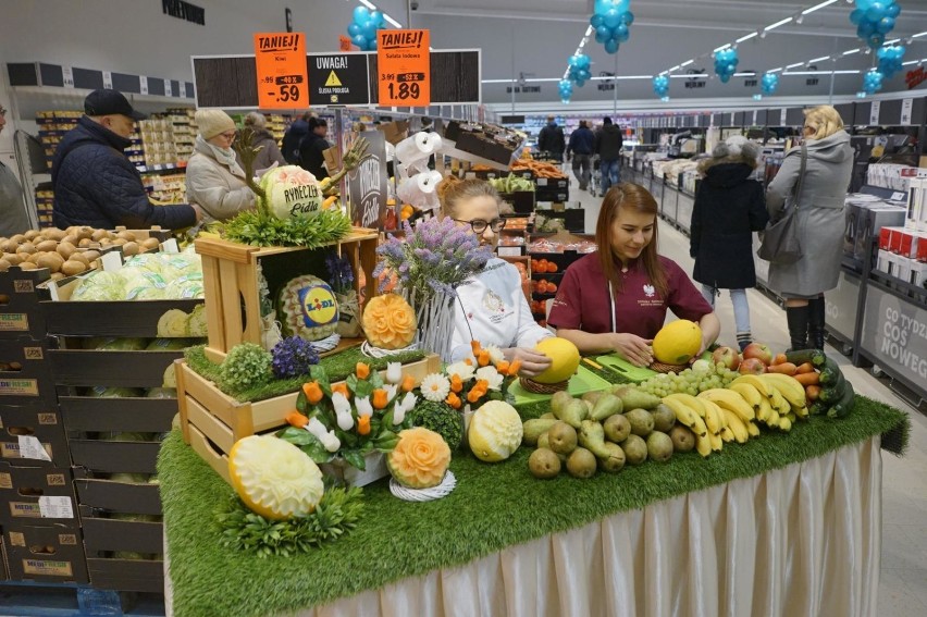 Tania sobota w Lidlu: Produkty nawet o 50% taniej! Tak sklep walczy z zakazem handlu w niedzielę