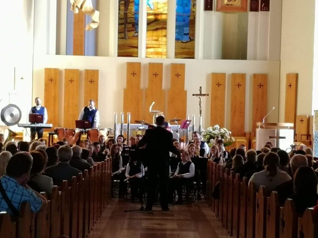 Jeden z koncertów Orkiestry Fermata Band w kościele pw. św. Józefa Rzemieślnika w Nowej Soli