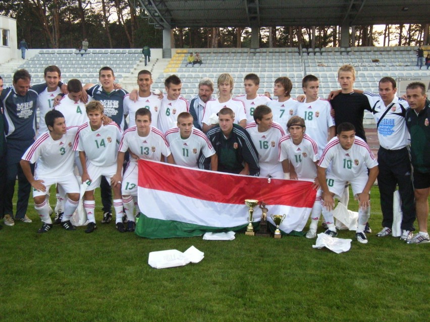 Zwycięska reprezentacja Węgier po meczu