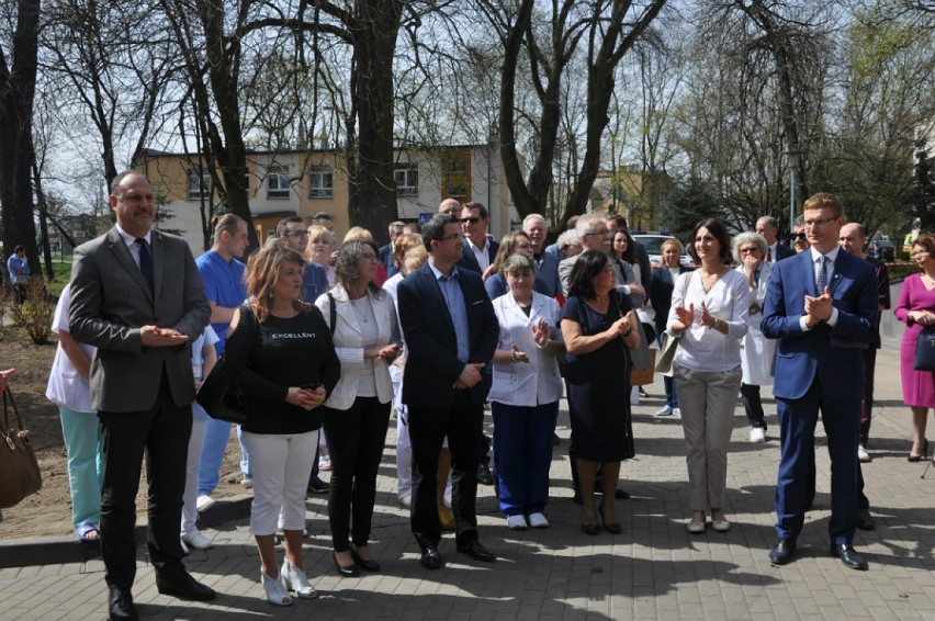 Częstochowa: w szpitalu miejskim przy Mirowskiej oficjalnie otwarto dwa razy większy SOR. Kosztował 5,6 mln zł (zdjęcia)