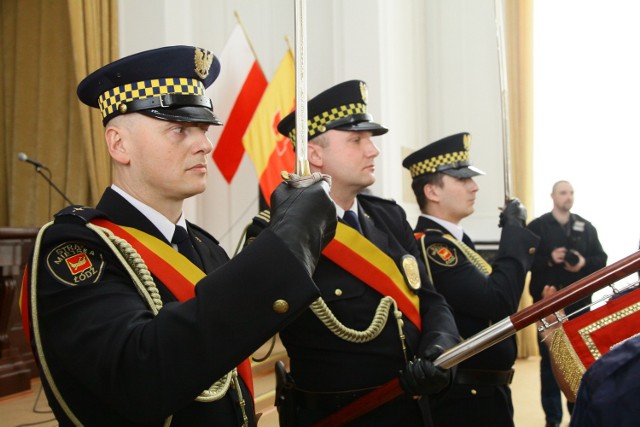 Straż Miejska w Łodzi w urzędach zastąpi ochroniarzy