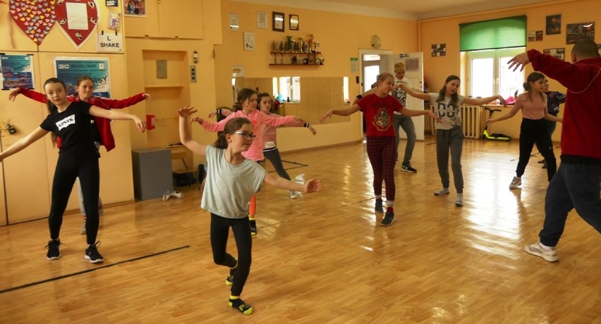 Tancerze z Darłowa przygotowują się do Mistrzostw Pomorza Breakdance [ZDJĘCIA]