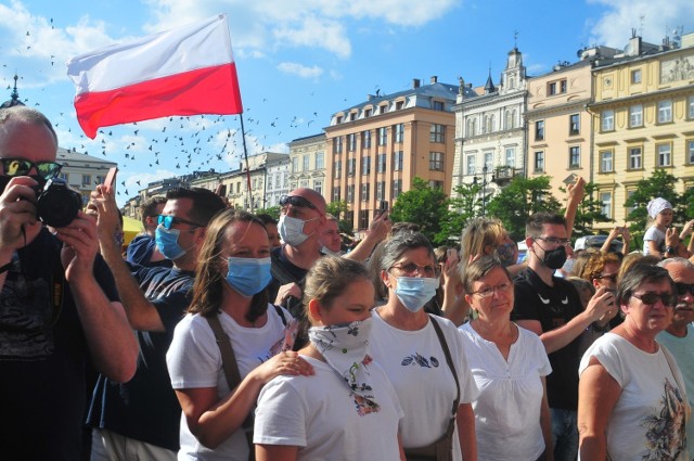 Krakowskie obchody 76. rocznicy wybuchu Powstania Warszawskiego