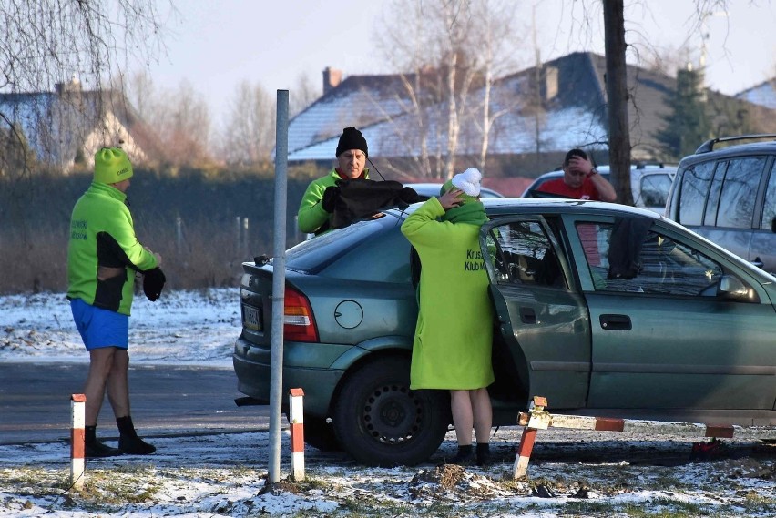 9 stycznia członkowie Kruszwickiego Klubu Morsów odbyli...