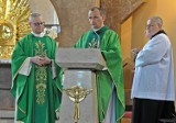 Ingres nowego proboszcza parafii pw. św. Maksymiliana Marii Kolbe w Zduńskiej Woli ZDJĘCIA