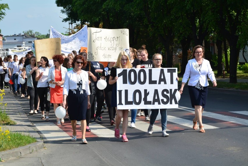 Marsz na 100-lecie liceum w Łasku [zdjęcia]