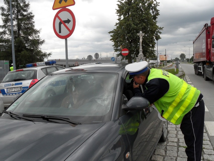 Akcja Trzeźwość policji z Żor: Z dodatkowymi promilami nie potrafimy nawet schować zapałek do pudeła