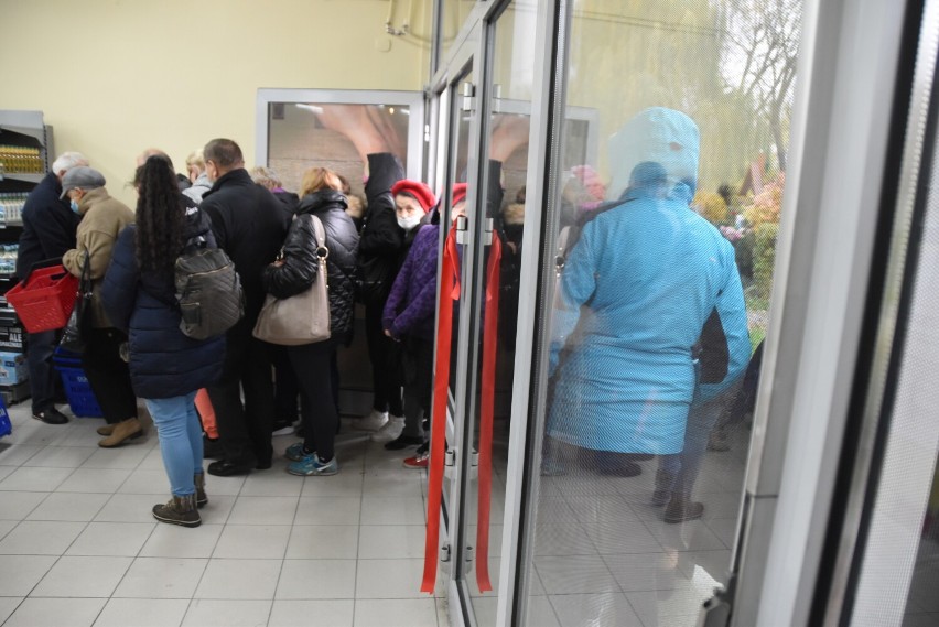 Sklep socjalny w Tarnowie został uroczyście otwarty we...