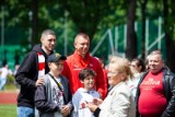 Fani na pikniku fundacji "Pasiaste Marzenia". Była dobra zabawa i futbol [ZDJĘCIA]