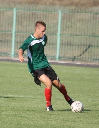 Sport Zawiercie: Warta awansowała w Pucharze Polski, a Artur Cholewka strzelił aż cztery bramki.