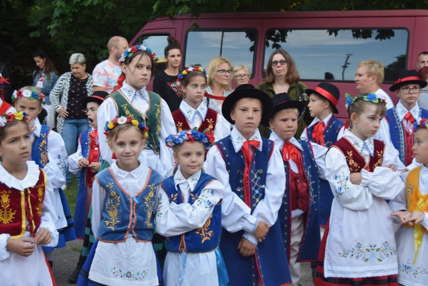 Kościerzyna. Międzynarodowy Festiwal Folkloru "Kaszubskie Spotkania z Folklorem Świata" w Kościerzynie (28.07.2022) ZOBACZ ZDJĘCIA