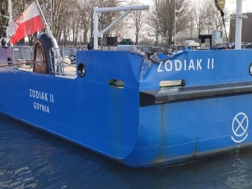 "ZODIAK II" uszkodzony. Zderzenie statków w Nowym Porcie w Gdańsku 17.03.2022 r.