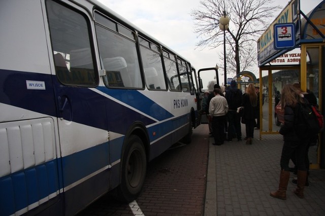 W ostatnim czasie koniński PKS zawiesił ponad 100 kursów autobusów