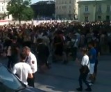 Flash mob Mp3 Eksperyment na Rynku Głównym w Krakowie [VIDEO]