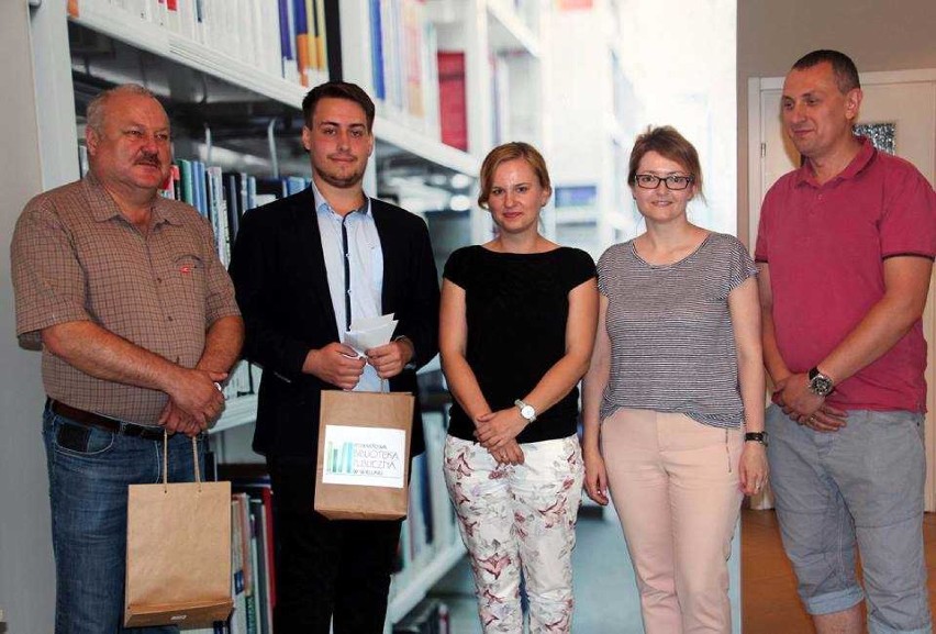 Wieluń: Krzysztof Gepard zwycięzcą konkursu „Nakręcona Biblioteka”