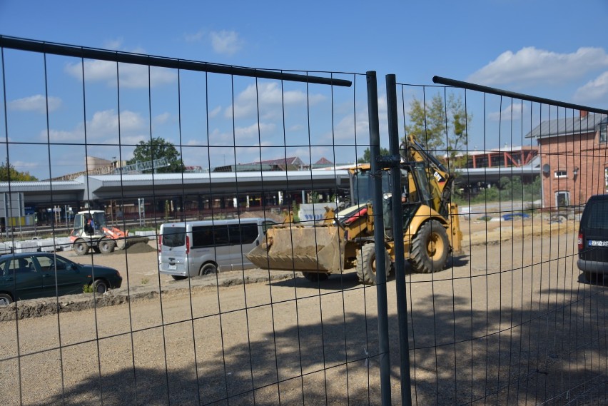 Budowa centrum przesiadkowego przy ul. Piłsudskiego NOWE ZDJĘCIA